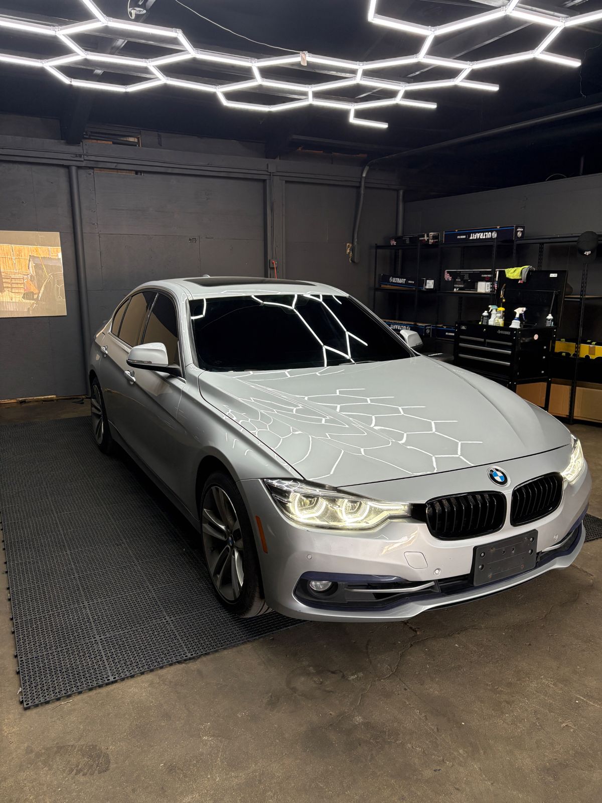 Sedan — Silver BMW 3 Series